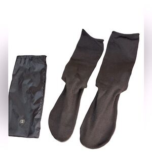 Yeezy Pod Black - YZYPODBLK Size 2